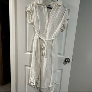 Old Navy Women’s Short Sleeve Waist-Defined White Button-Down Midi Linen Dress